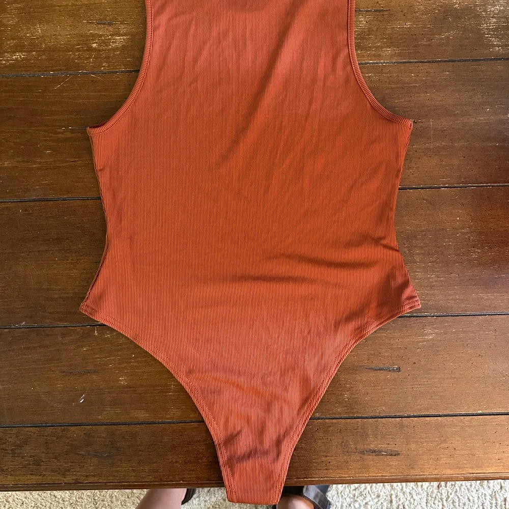 Rust Ribbed Bodysuit - Picture 2 of 2